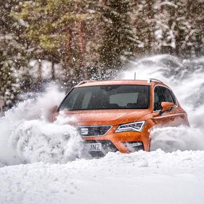 Δροσιά εν μέσω καύσωνα με Ateca και Kankkunen (vid)