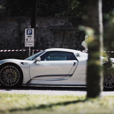 5 μέρες – 1.500 km – 19 Porsche 918 Spyder (video)