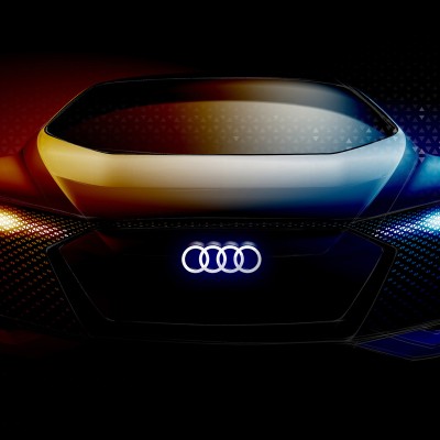 Δύο αυτόνομα πρωτότυπα οχήματα από την Audi