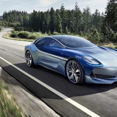 Επιστρέφει η Isabella από τη Borgward