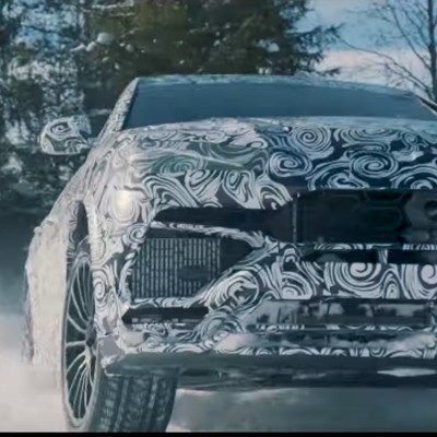 Η Lamborghini Urus ξέρει και από… χιόνι (video)