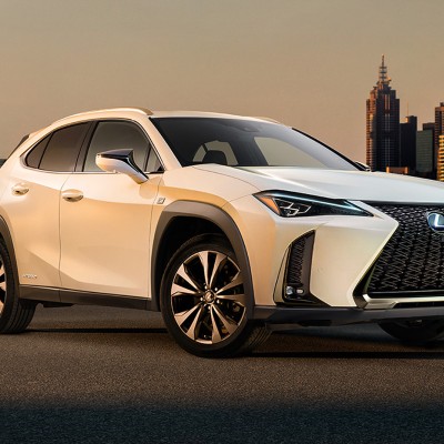 UX: Το νέο compact crossover από τη Lexus