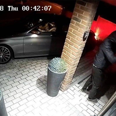 Νέα κλοπή αυτοκινήτου με αναμεταδότη σήματος! (vid)