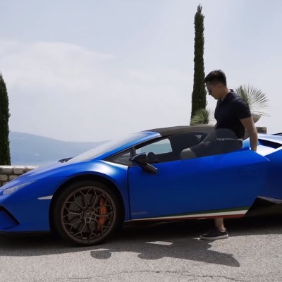 Τρελός οδηγός με Lamborghini Huracan Performante (video)