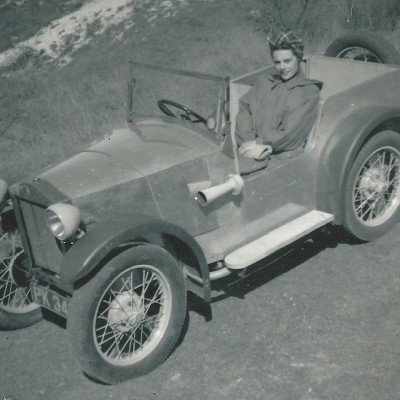 H Lotus θέλει να ψάξεις για το πρώτο της αυτοκίνητο