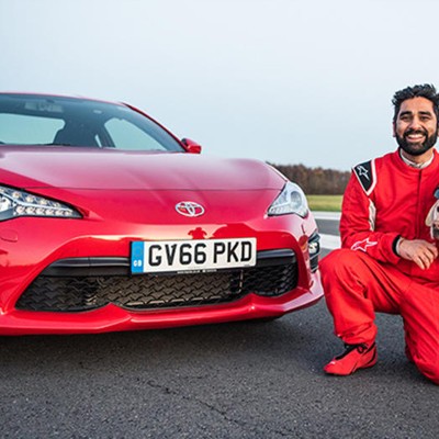 Τυφλός ζει ξανά την μοναδική εμπειρία της οδήγησης (video)