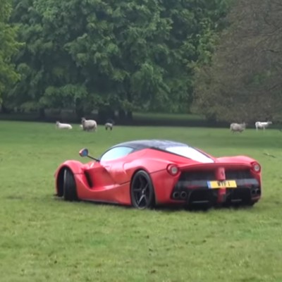 Εσύ θα πήγαινες τη LaFerrari σου εκεί; (video)