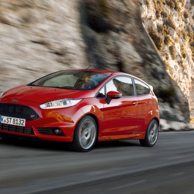 Έρχεται καυτό Ford Fiesta RS