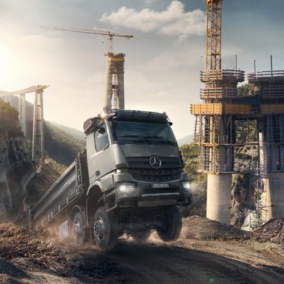 Σούπερ συνάθροιση Βαρέων Βαρών από την Mercedes-Benz