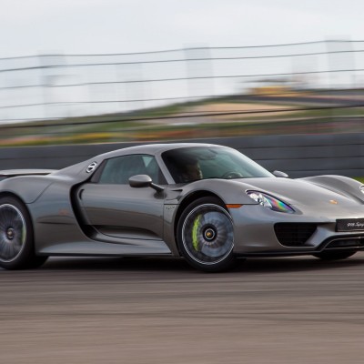 Αλλαγή πλάνων για το hypercar της Porsche