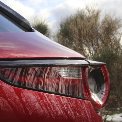 Premium οικογενειακό SUV με 122 PS, χώρο αποσκεύων 430 lt και τιμή 28.000 € - Ποιο είναι;