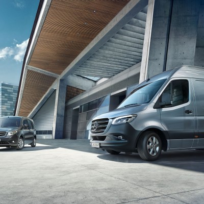 Προσφορά Mercedes-Benz στο Εθνικό Κέντρο Άμεσης Βοήθειας