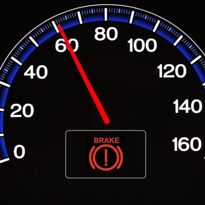 Ουπς! Τι λαμπάκι είναι αυτό και τι κάνω αν ανάψει στο ταμπλό;