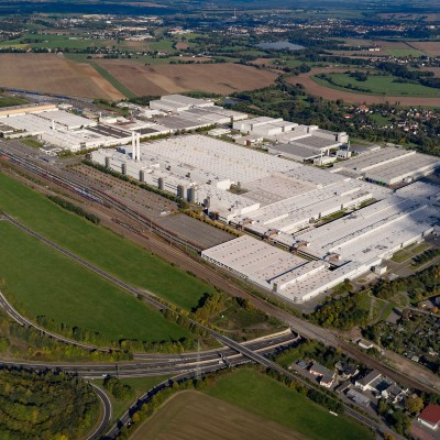 Ποιος έχει το μεγαλύτερο εργοστάσιο ηλεκτρικών αυτοκινήτων στην Ευρώπη