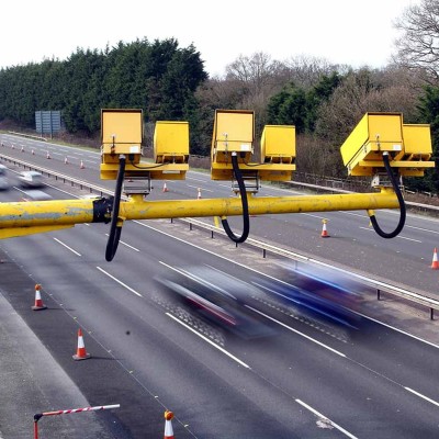 Η πόλη που έχει 600 κάμερες ΑΙ - Σκανάρουν κάθε οδηγό