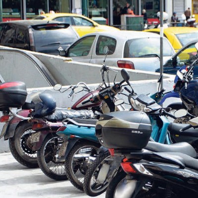 Με δίπλωμα αυτοκινήτου η οδήγηση μοτοσικλέτας έως 125 cc