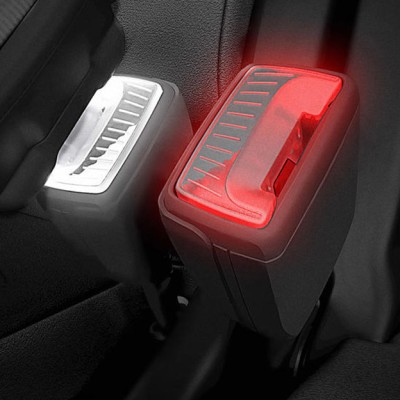 Φωτιζόμενη υποδοχή ζώνης ασφαλείας από τη Skoda