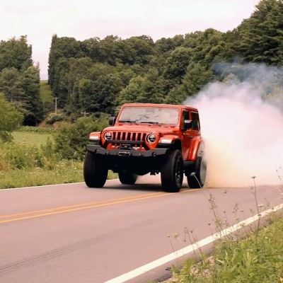 Ένα Demoνισμένο Jeep Wrangler (video)