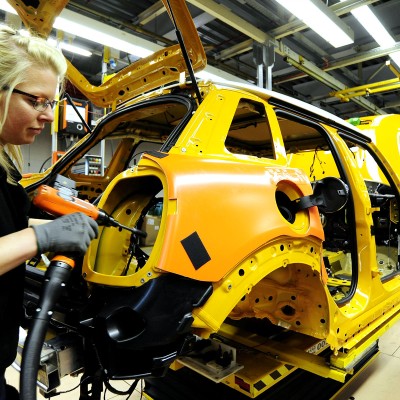 Brexit: Κατά 2.000 ευρώ θα ήταν ακριβότερα τα βρετανικά αυτοκίνητα χωρίς συμφωνία