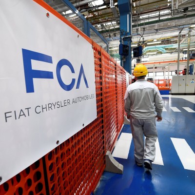 Stellantis: Η μείωση του κόστους ξεκίνησε από τις… τουαλέτες!