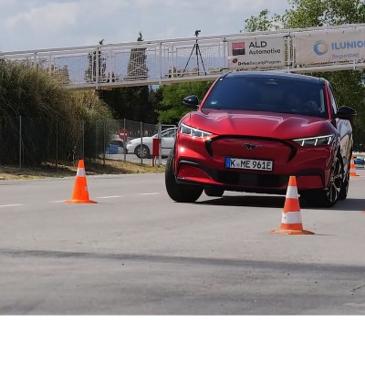 4 Ηλεκτρικά τα βάζουν με τον Τάρανδο: Audi e-tron, Ford Mustang Mach-E, Mercedes-Benz EQA και Volkswagen ID.4 (Video)