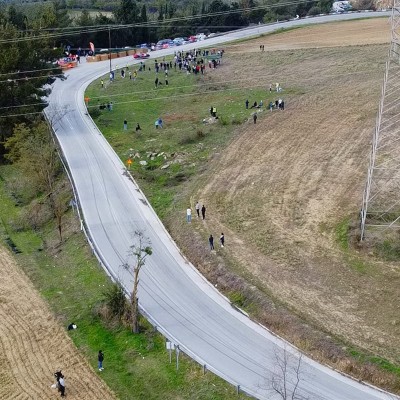 Ανάβαση Ελασσόνας: Honda Civic Type R τουμπάρει μπροστά στους θεατές! [Video]