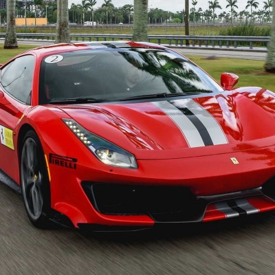 Υπάρχει τρόπος ένα ντίζελ VW Golf TDI να περάσει μια Ferrari 488 Pista στην ευθεία; [Video]