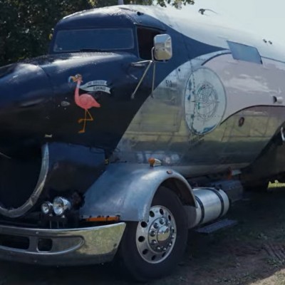 Ένα αεροπλάνο μετατρέπεται σε τροχόσπιτο! [Video]