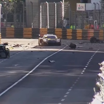 Τρομακτικό ατύχημα σε αγώνα αυτοκινήτων (video)