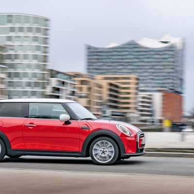 Αυτό είναι το πιο φθηνό MINI που πωλείται στην Ελλάδα - Πόσο κοστίζει;