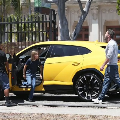 O 10χρονος γιός του Ben Affleck τράκαρε μια Lamborghini Urus! [video]