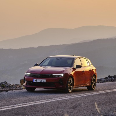 Video – Δοκιμή: Opel Astra 1.2 130 PS