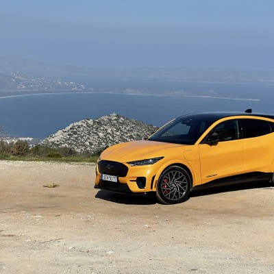 Αφήνεις το αυτοκίνητο στον ήλιο; Ετοιμάσου για 5 προβλήματα