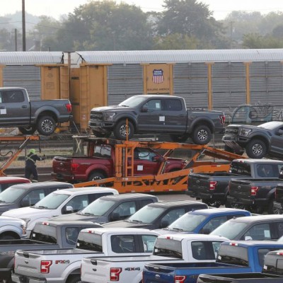 Ανατροπή! Οι μισοί ψηφοφόροι του Trump σκέφτονται να αγοράσουν ηλεκτρικό