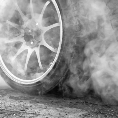 Νέο ρεκόρ Guinness στην επιτάχυνση 0-100 km/h από ηλεκτρικό [video]