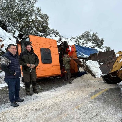 Τούμπαρε εκχιονιστικό στον Αλμυρό – Δείτε το video!