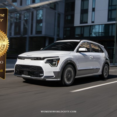 Επίσημο: Παγκόσμιο Αυτοκίνητο της Χρονιάς 2023 από τις γυναίκες το Kia Niro