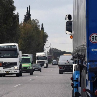Πάσχα: Ποιες μέρες και ώρες απαγορεύεται να κυκλοφορούν φορτηγά