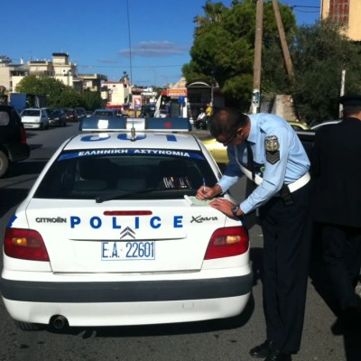 Πρόστιμο 700 ευρώ στον συνοδηγό - Πότε επιβάλλεται;