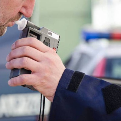 Λάρισα: Του πήραν το δίπλωμα για 15 χρόνια – Είχε παραβιάσει τον μισό ΚΟΚ