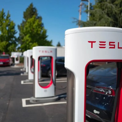 Οι 3 άγνωστοι φορτιστές της Tesla στην Ελλάδα