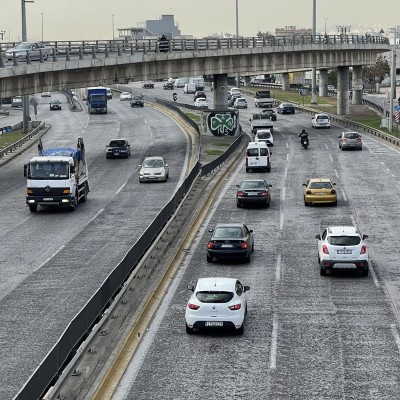 Τροχαία: Γερανοί και μοτοσικλέτες βγαίνουν στον Κηφισό - Ποιος ο ρόλος τους [video]