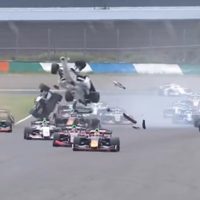 Σοβαρό ατύχημα στη Super Formula – Δύο μονοθέσια βρέθηκαν στον αέρα (videos)