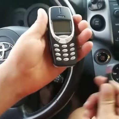 Νέα απάτη – Κλέβουν αυτοκίνητα σε 30 δευτερόλεπτα με Nokia 3310 (videos)