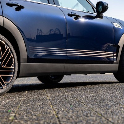 Αυτό είναι το τελευταίο αυτοκίνητο στον κόσμο με 6 πόρτες