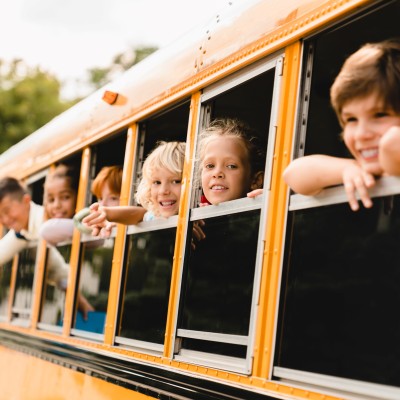 Σοκ στην Πάτρα: Ξέχασαν 4χρονο κοριτσάκι μέσα σε σχολικό λεωφορείο