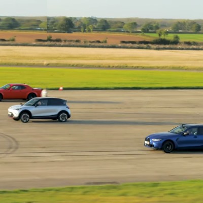 Ηλεκτρικό Smart κόντρα σε BMW M3 Touring και Dodge Challenger 800 ίππων – Ποιο θα νικήσει; [video]
