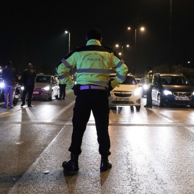 Ντου της Τροχαίας στην Αθήνα – Σάρωσε διπλώματα και άδειες οδηγών [video]