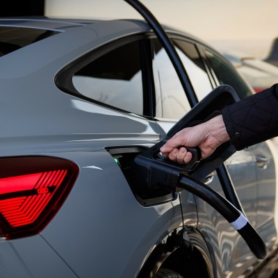 Τα 10 ηλεκτρικά της Ελλάδας που φορτίζουν πιο γρήγορα