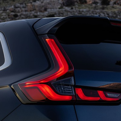 4x4 υβριδικό οικογενειακό SUV με 184 PS και κατανάλωση 6,6 lt / 100 km - Ποιο είναι;